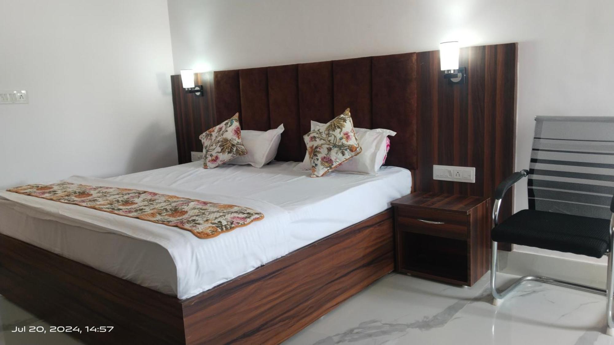 Atithi Inn Khajuraho Luaran gambar
