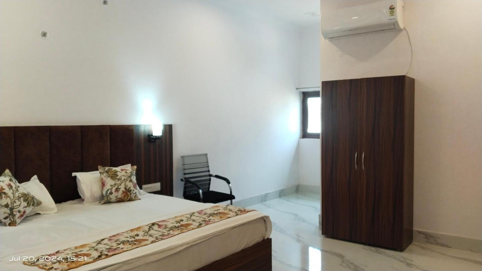 Atithi Inn Khajuraho Luaran gambar
